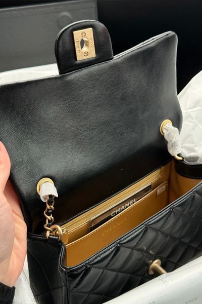 Chanel сумка-клатч з ланцюжком, чорна